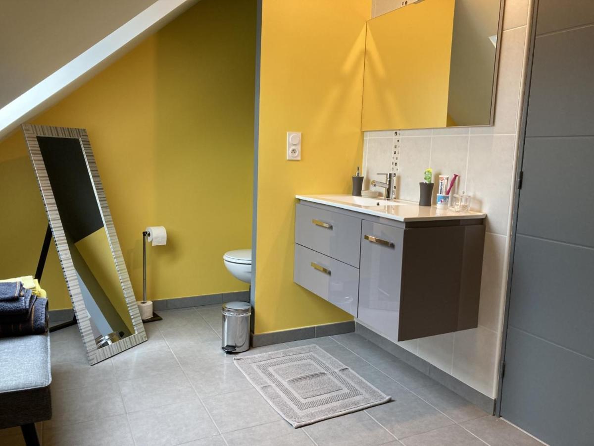 Chez Nadine Bed & Breakfast Valframbert Bagian luar foto